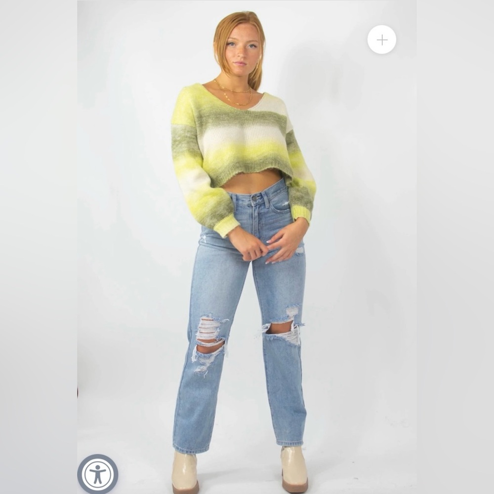 Sweater - Picture 4 of 4